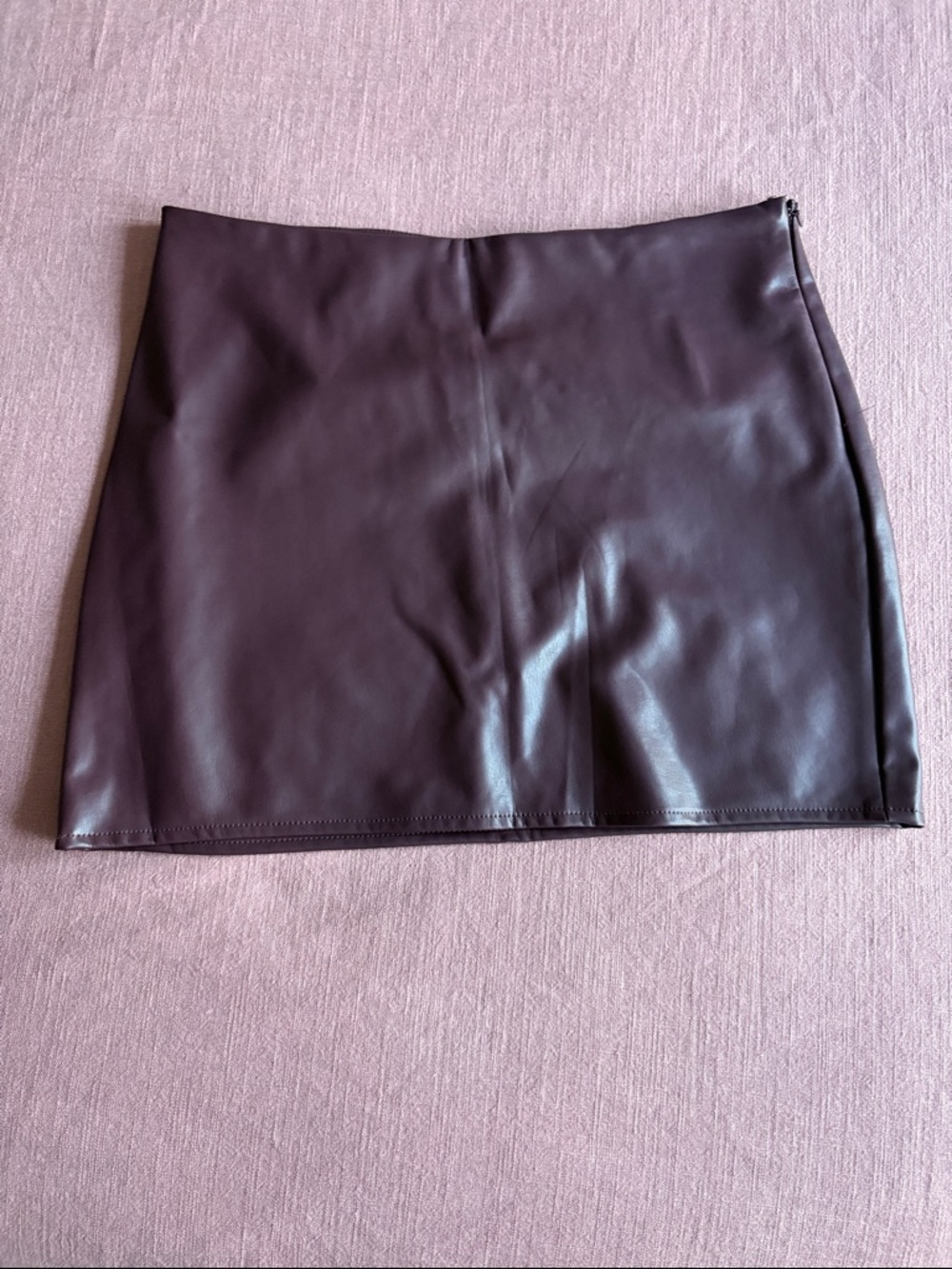 Forever 21 Faux Leather Mini Skirt in Plum